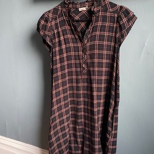Short plaid dress